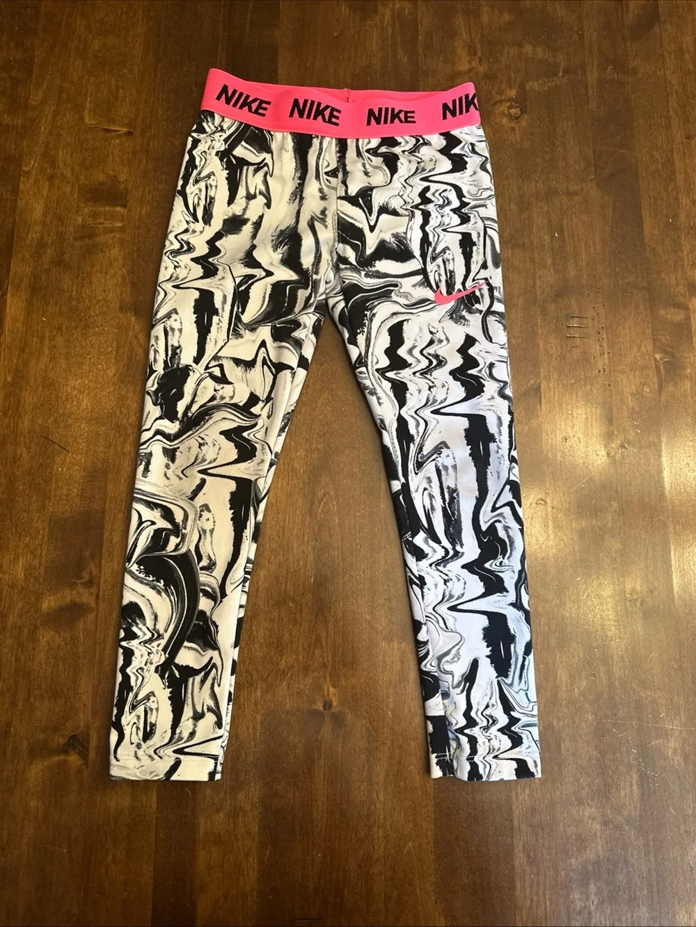 Nike girls black and white marble print leggings size 6 dance poms cheer